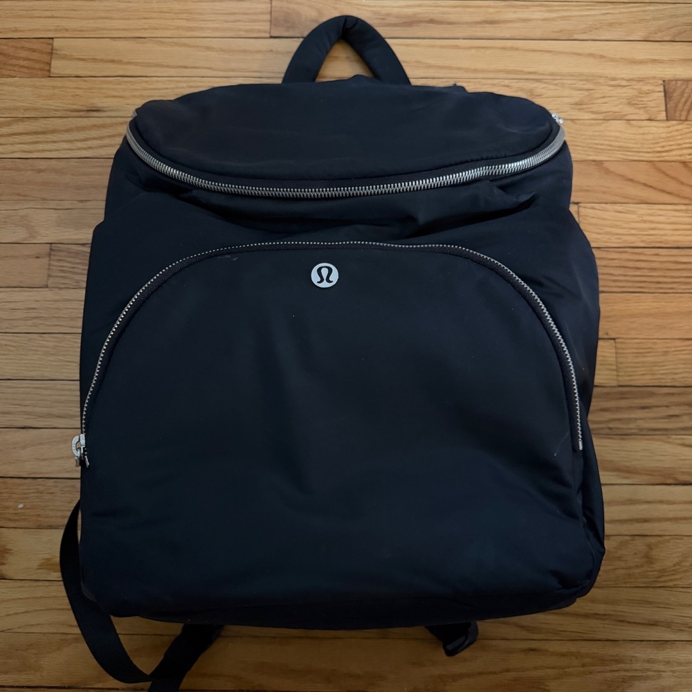 Lululemon New Parent Backpack with Silver Accents